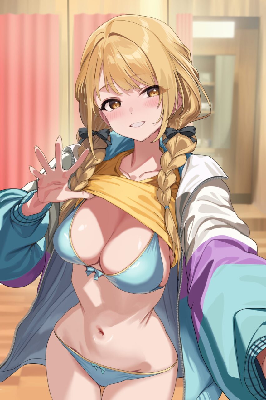 脱ぎかけのエロ画像待った無し！
