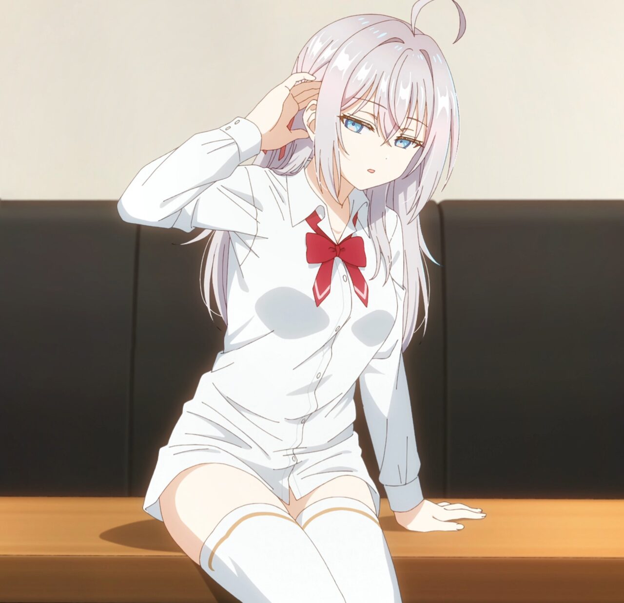 脱ぎかけのエロ画像待った無し！