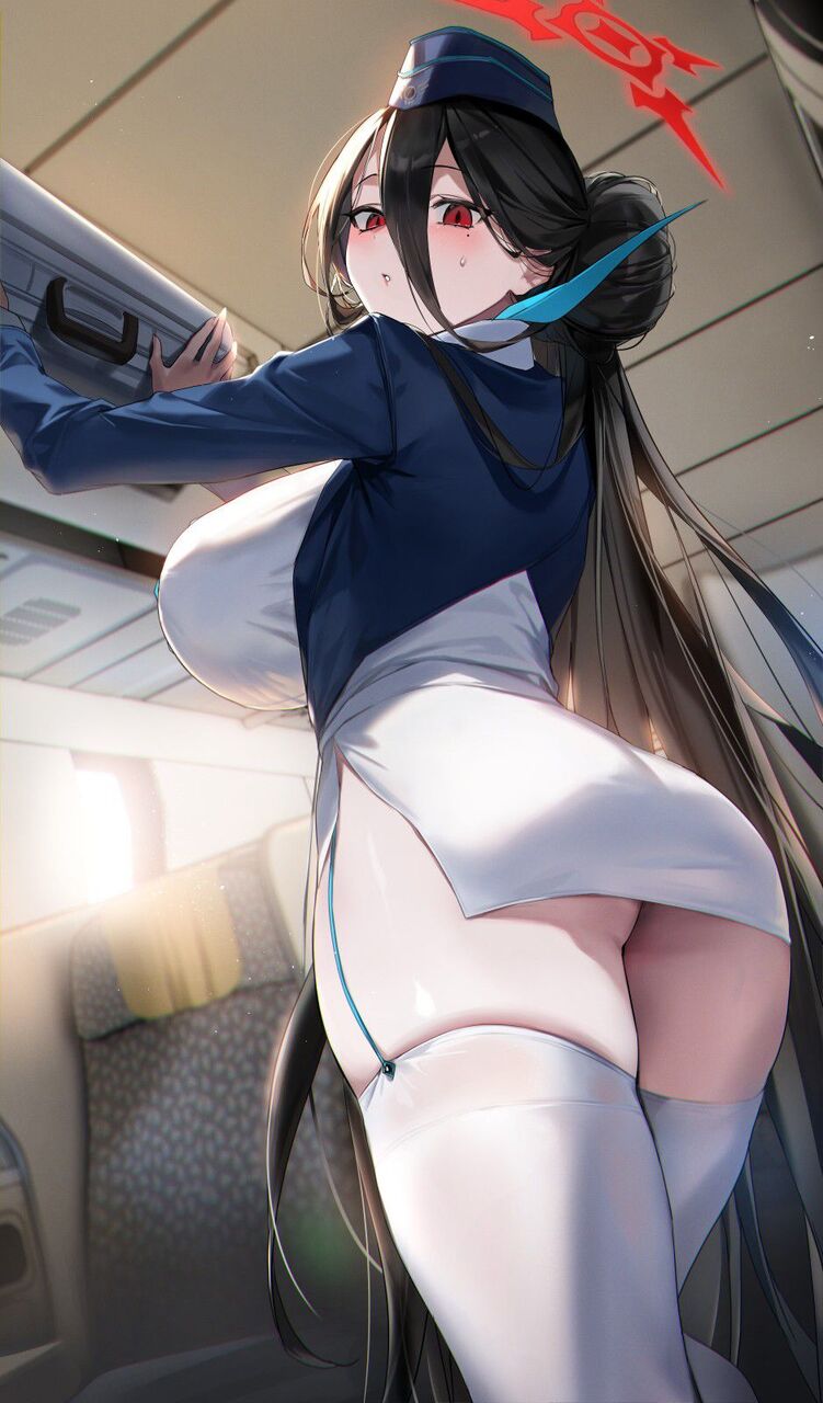 太もものエッチな魅力が分かるエロ画像