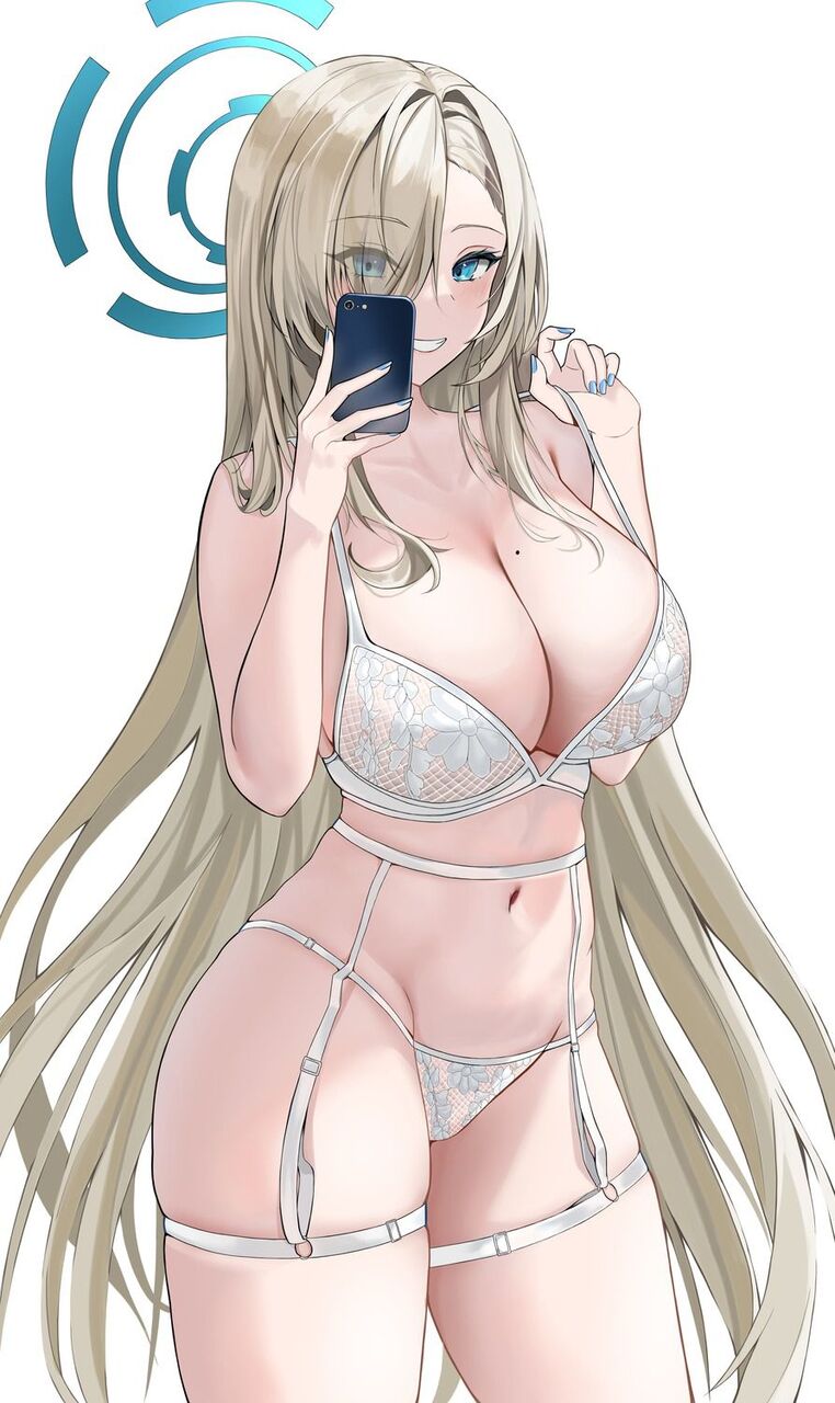 ガーターベルトの魅力についてエロ画像で検証