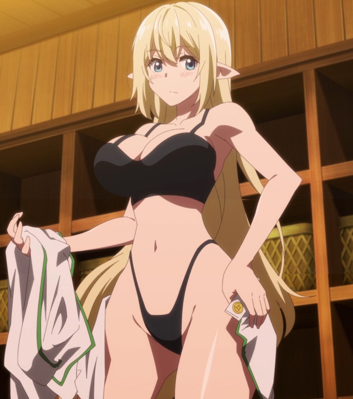 脱ぎかけのエロ画像