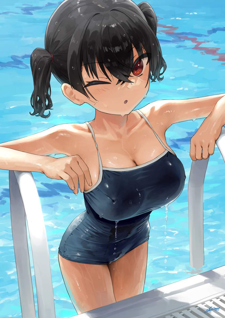 スク水の可愛い二次元画像。