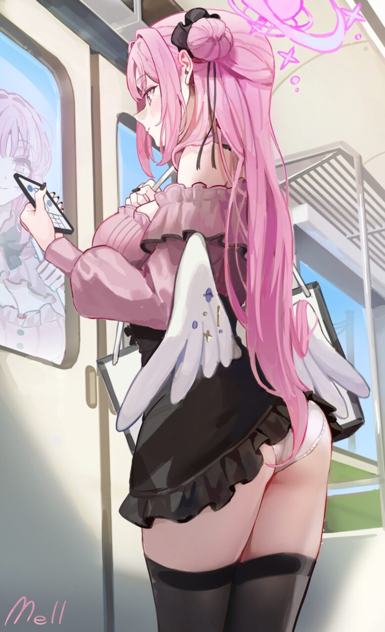 ラッキースケベのドエロい画像