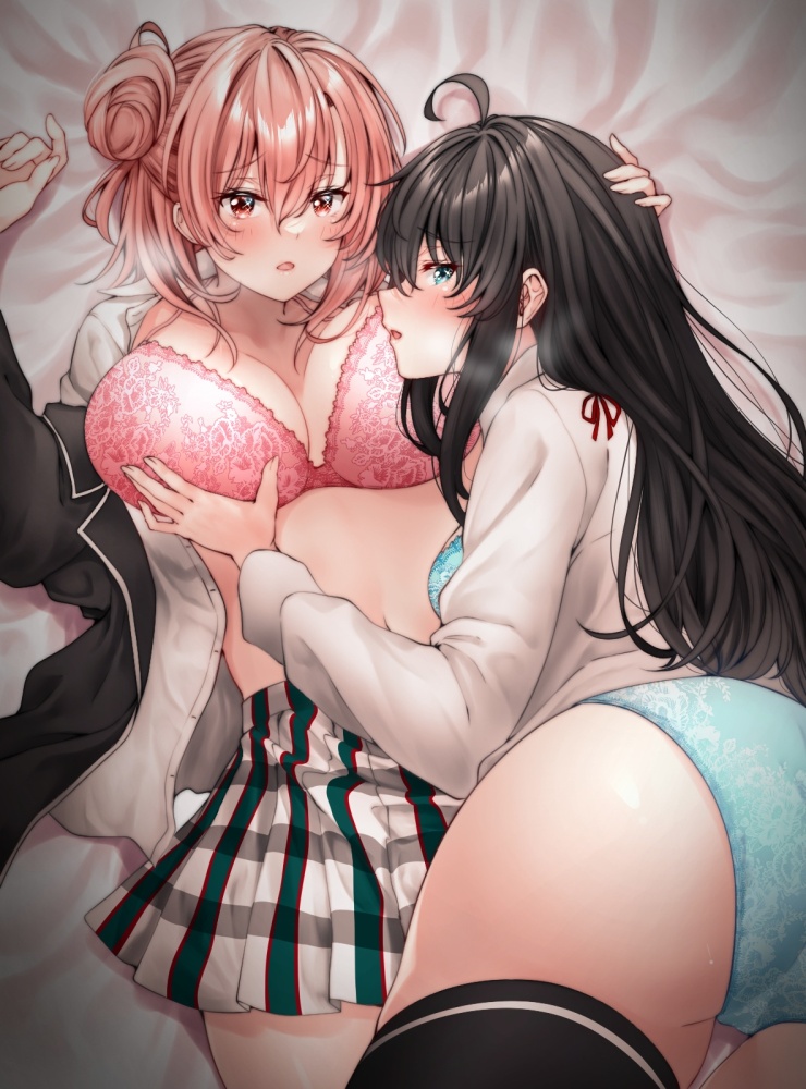 乳揉みのエロすぎる画像ください！