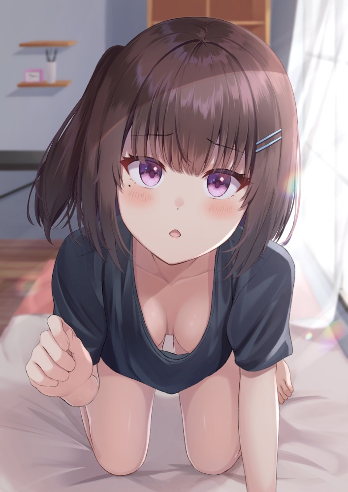 胸チラのエロ画像みて幸せになろう！