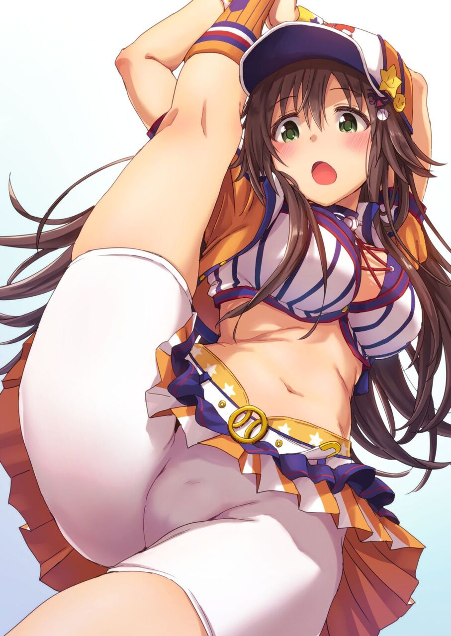 ローアングルのエッチな魅力が分かるエロ画像