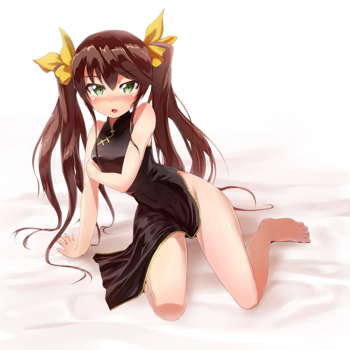 チャイナドレスの二次元エロ画像。