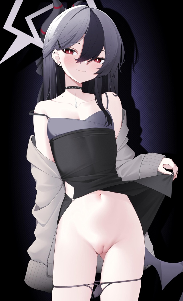 脱ぎかけのエロ画像が見たい人集まれ！