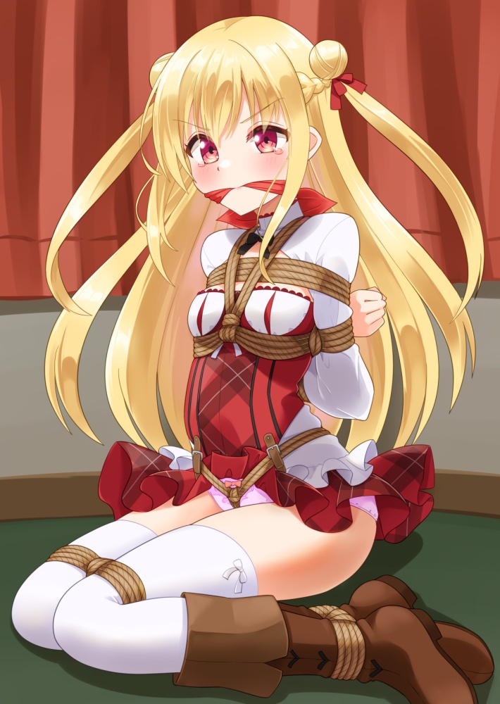 拘束のエロ画像をランダムに貼っていくスレ