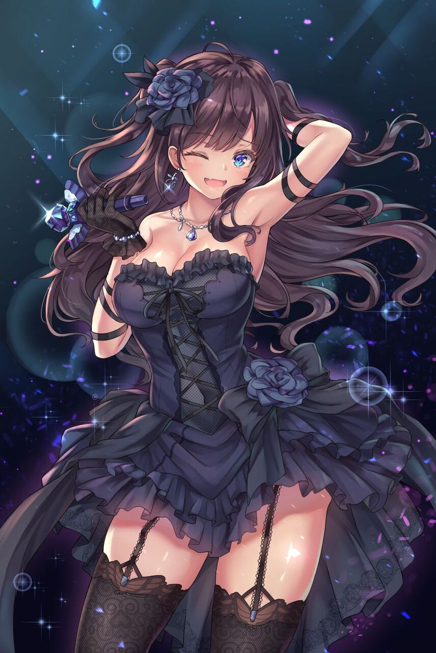 太ももの画像下さい！