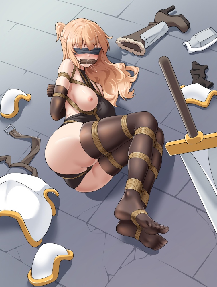 目隠しの二次エロ画像