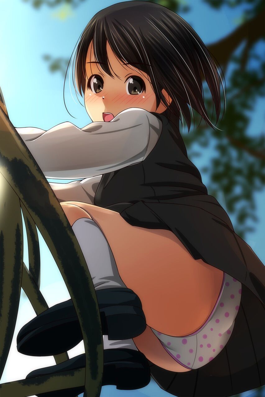 ローアングルのエロ画像がほしい！