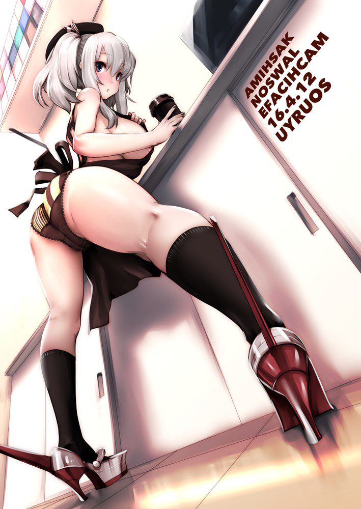 裸エプロンのエッチな魅力が分かるエロ画像