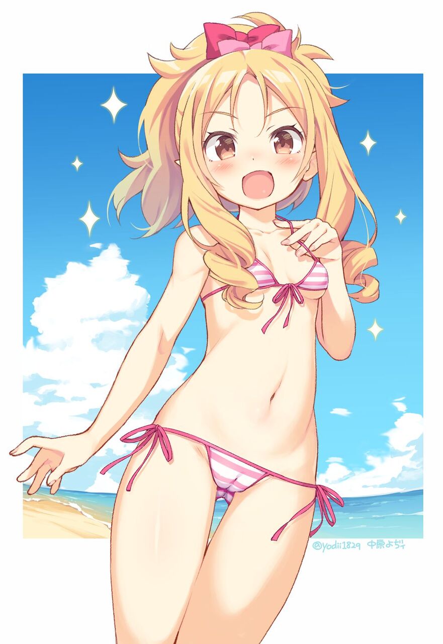 貧乳のエロい画像